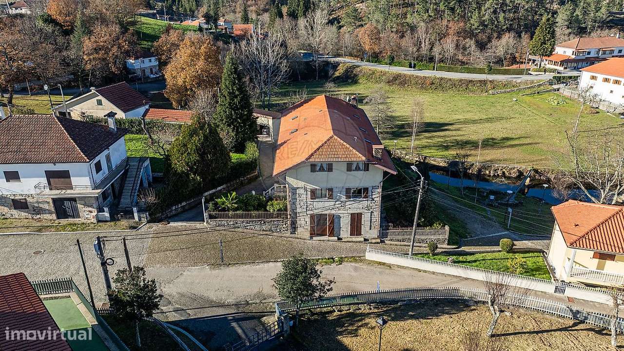 Moradia T11 para venda - Grande imagem: 4/50