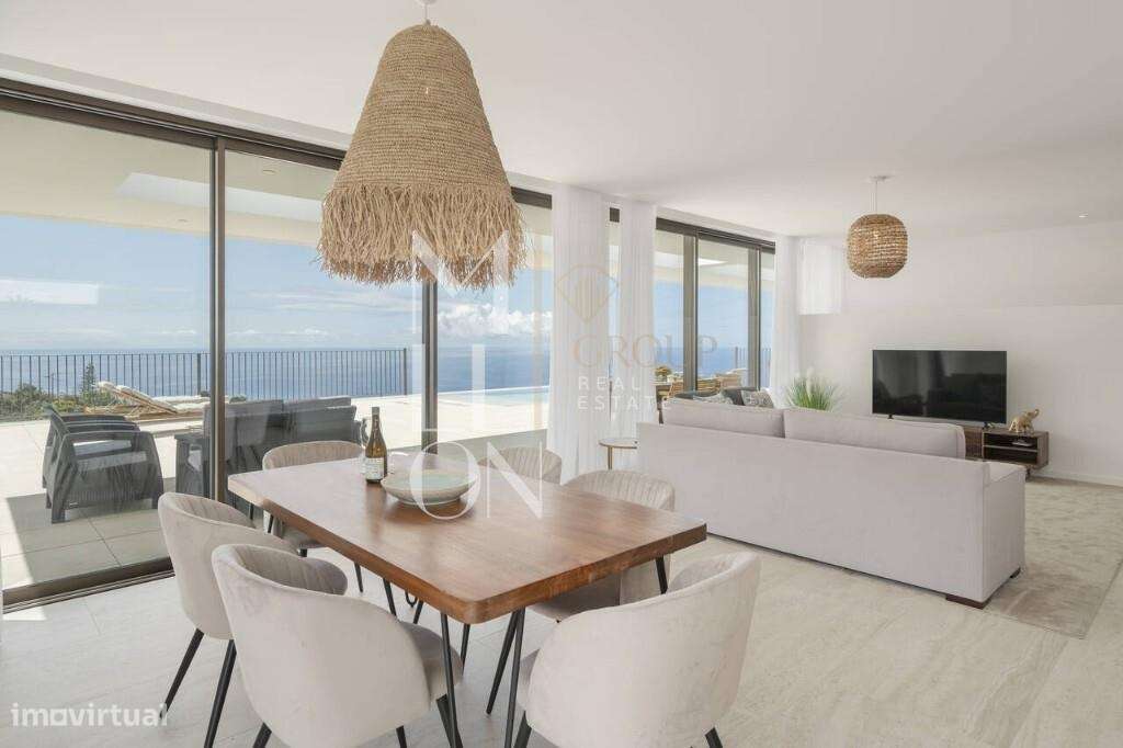 Moradia T3 Isolada | Alojamento Local | Piscina infinita | Estreito da - Grande imagem: 4/33