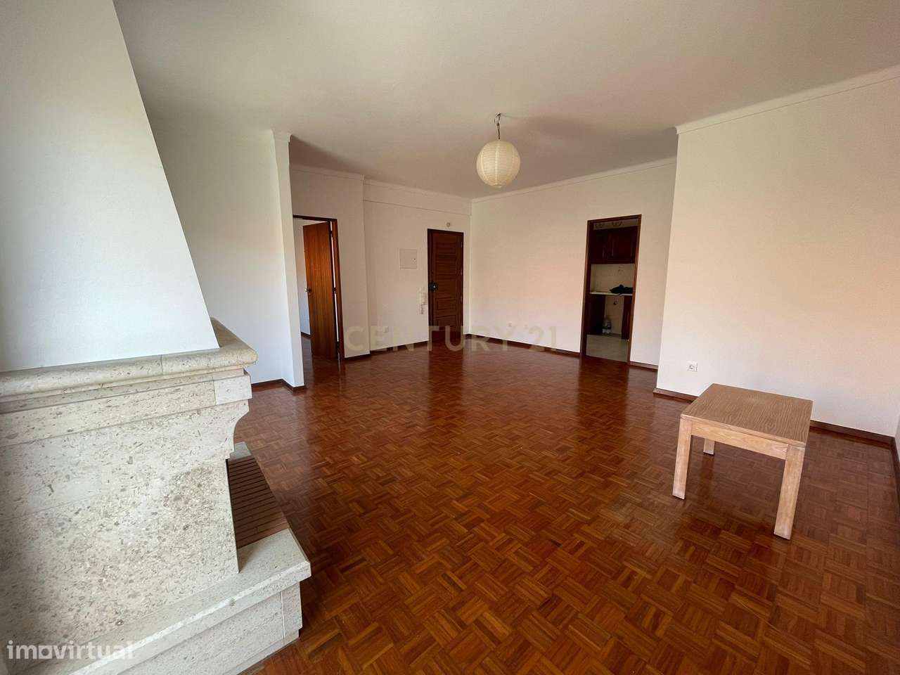 Apartamento T1 - Arrendamento - Centro da Cidade - Grande imagem: 5/15