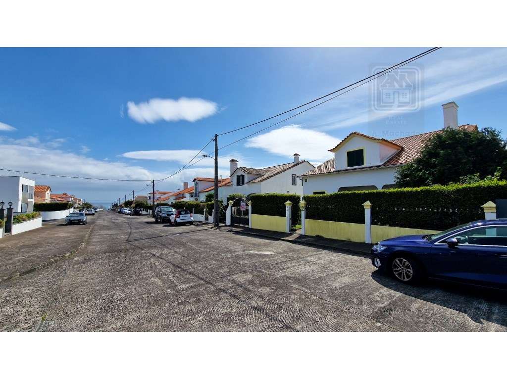 VENDA de MORADIA - VIVENDA T3+2 com Jardim e Garagem - Relva, Ponta... - Grande imagem: 3/60