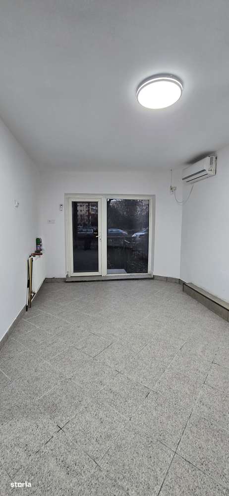 Bdul Unirii Targoviste, VÂNZARE spațiu comercial - Imagine principală: 5/14