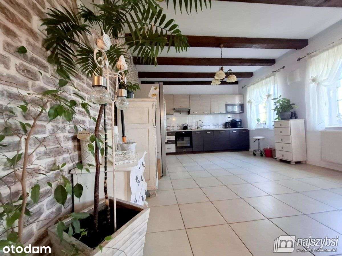 Radowo Małe - obrzeża, klimatyczny dom na sprzedaż - Pełny obrazek: 4/20