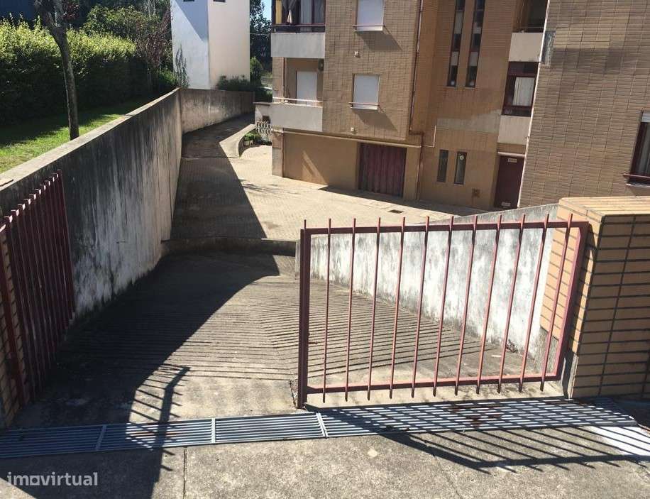 Armazém / Garagem Individual com 19 m2 - Grande imagem: 5/13