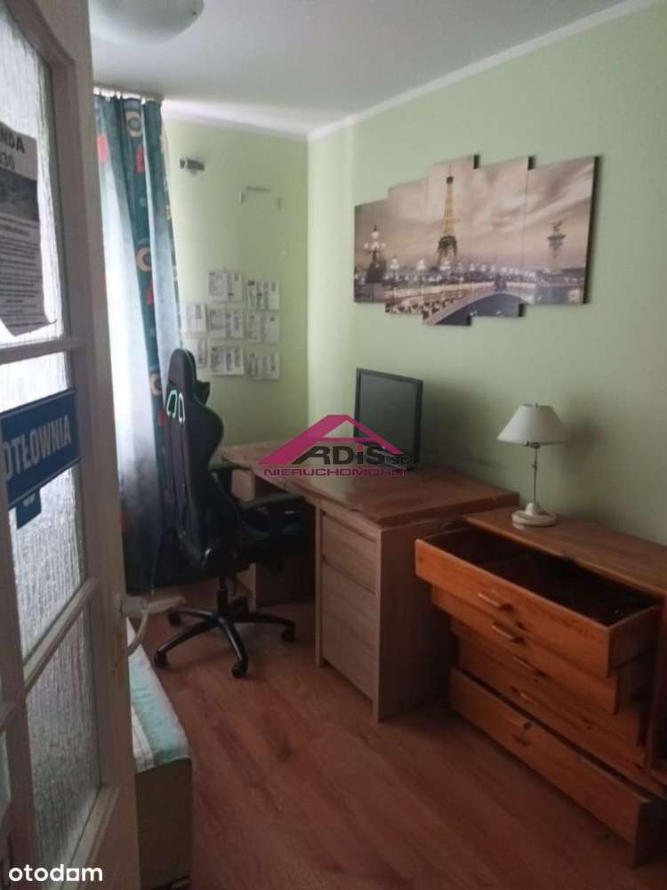 Włochy 4 pokoje, kameralny budynek, garaż.-4