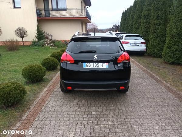 Peugeot 2008 1.6 e-HDi Allure S&S - 6