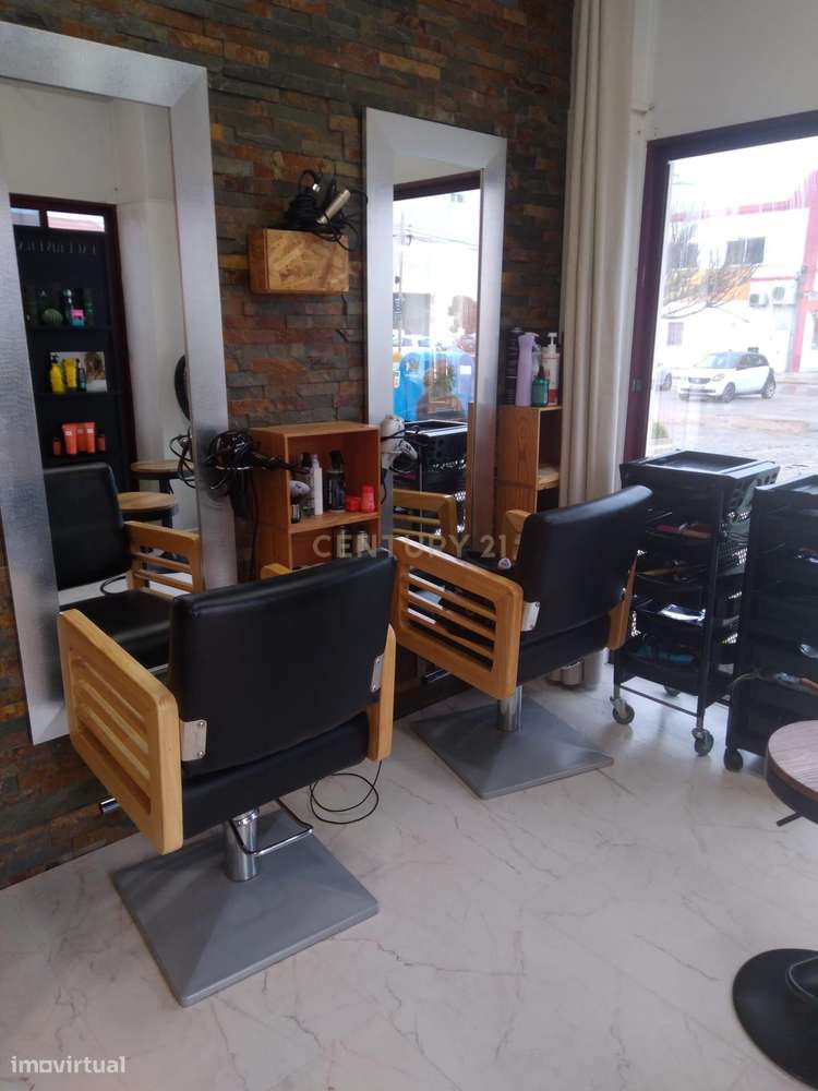 Trespasse de Espaço Comercial – Zona Emblemática da Costa da Caparica-7