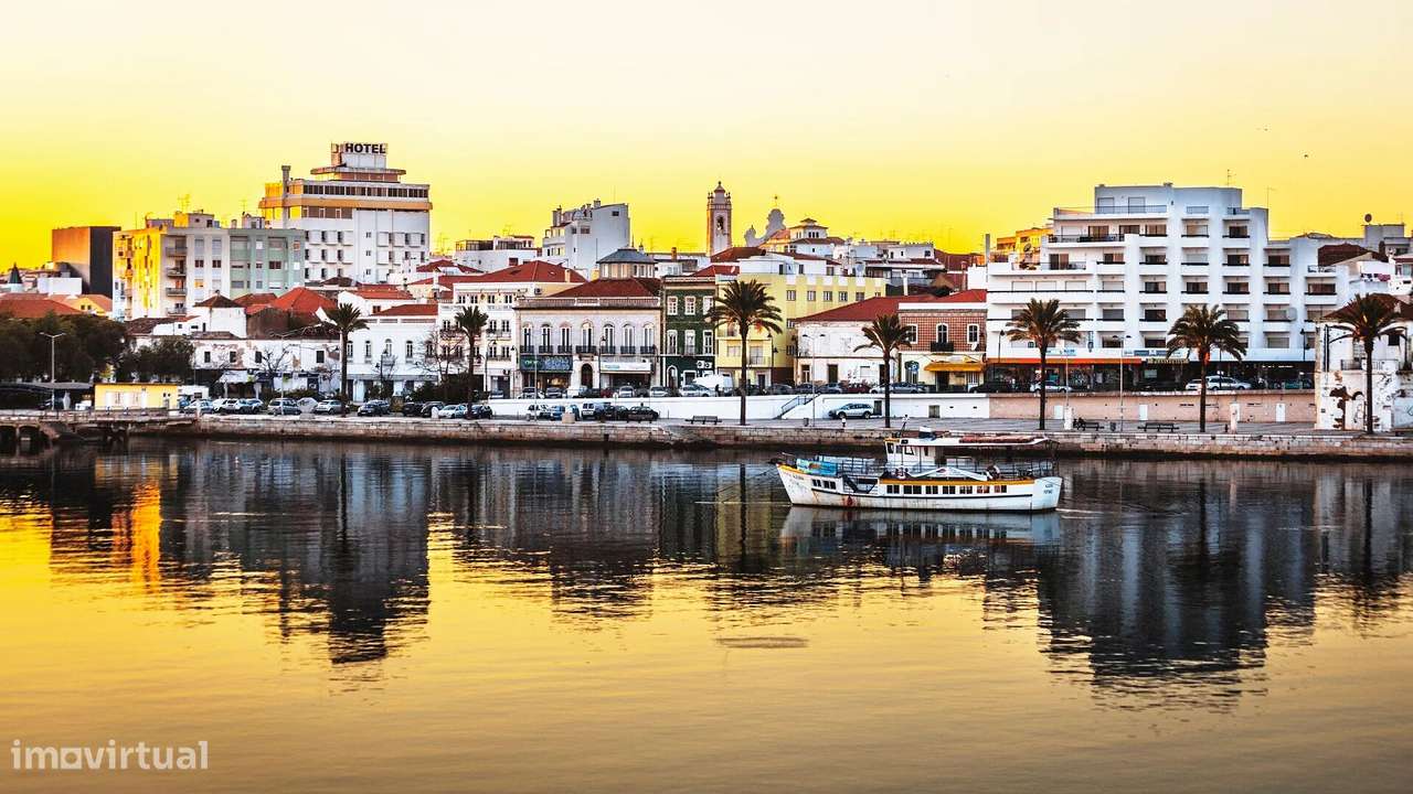 NÃO PERCA ESTA GRANDE OPORTUNIDADE! APARTAMENTO T1 COMPLETAMENTE REMOD - Grande imagem: 2/3