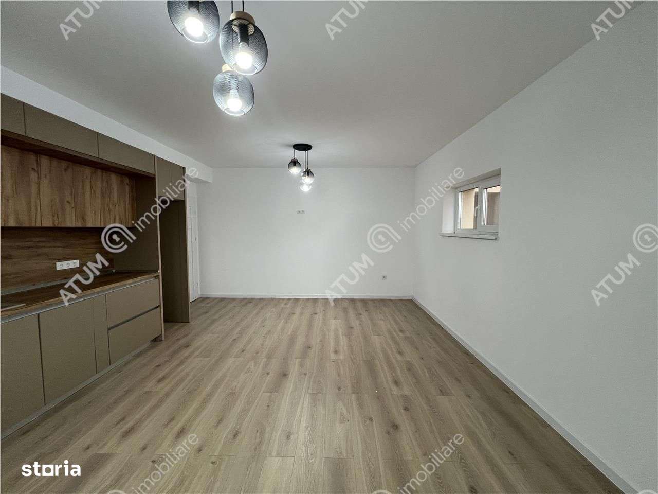 Apartament cu 3 camere decomandate si 2 bai pe Calea Surii Mici - Imagine principală: 2/15