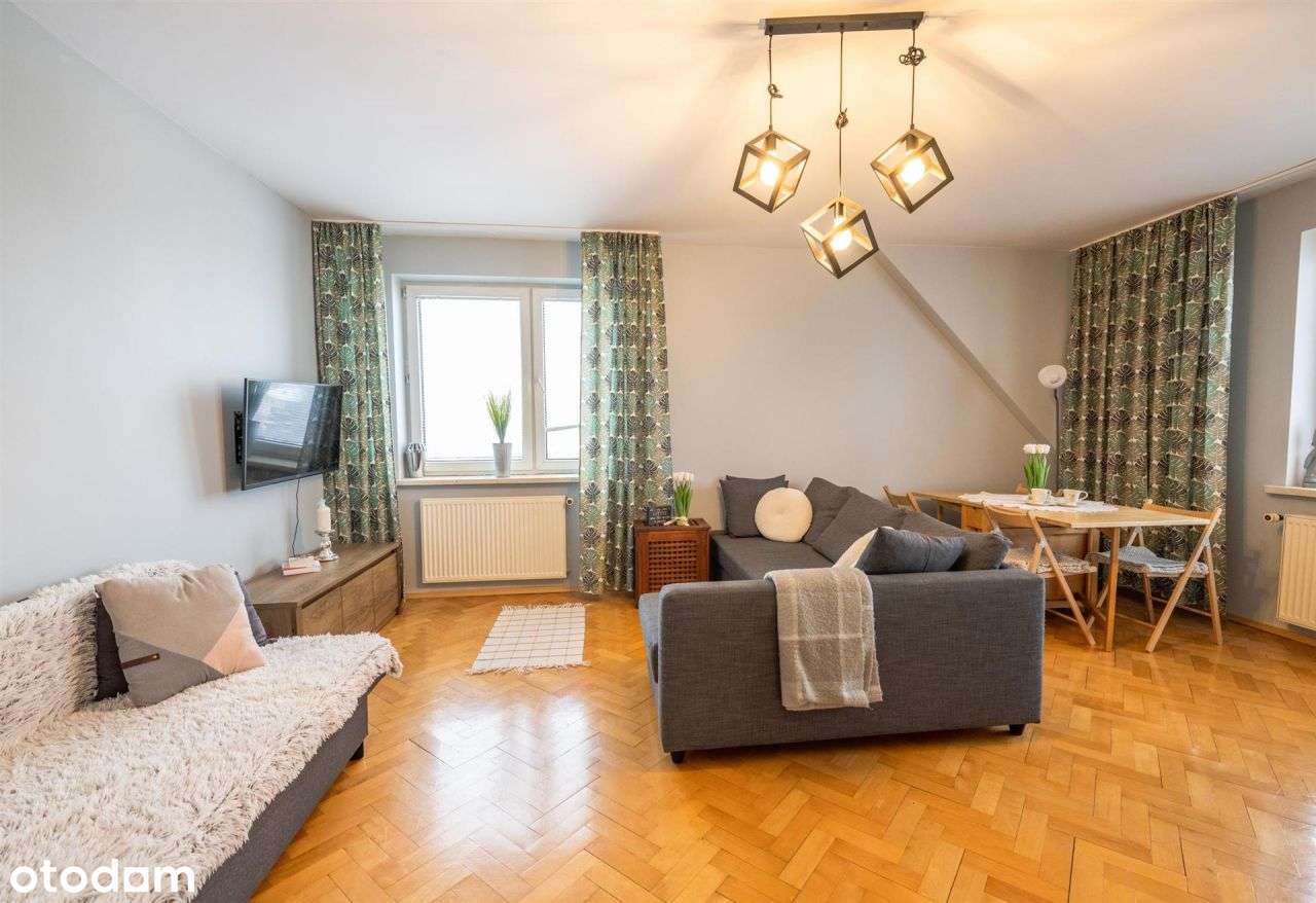 Duża kawalerka w dzielnicy Pogórz-1