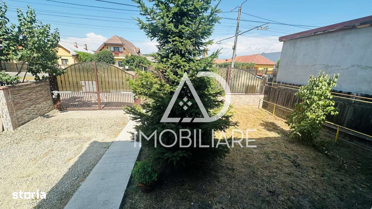 Vânzare casa situată pe Bld. Ecaterina Teodoroiu - Imagine principală: 2/12