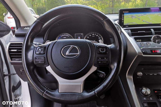 Lexus NX 300h E-FOUR Business Line - 25