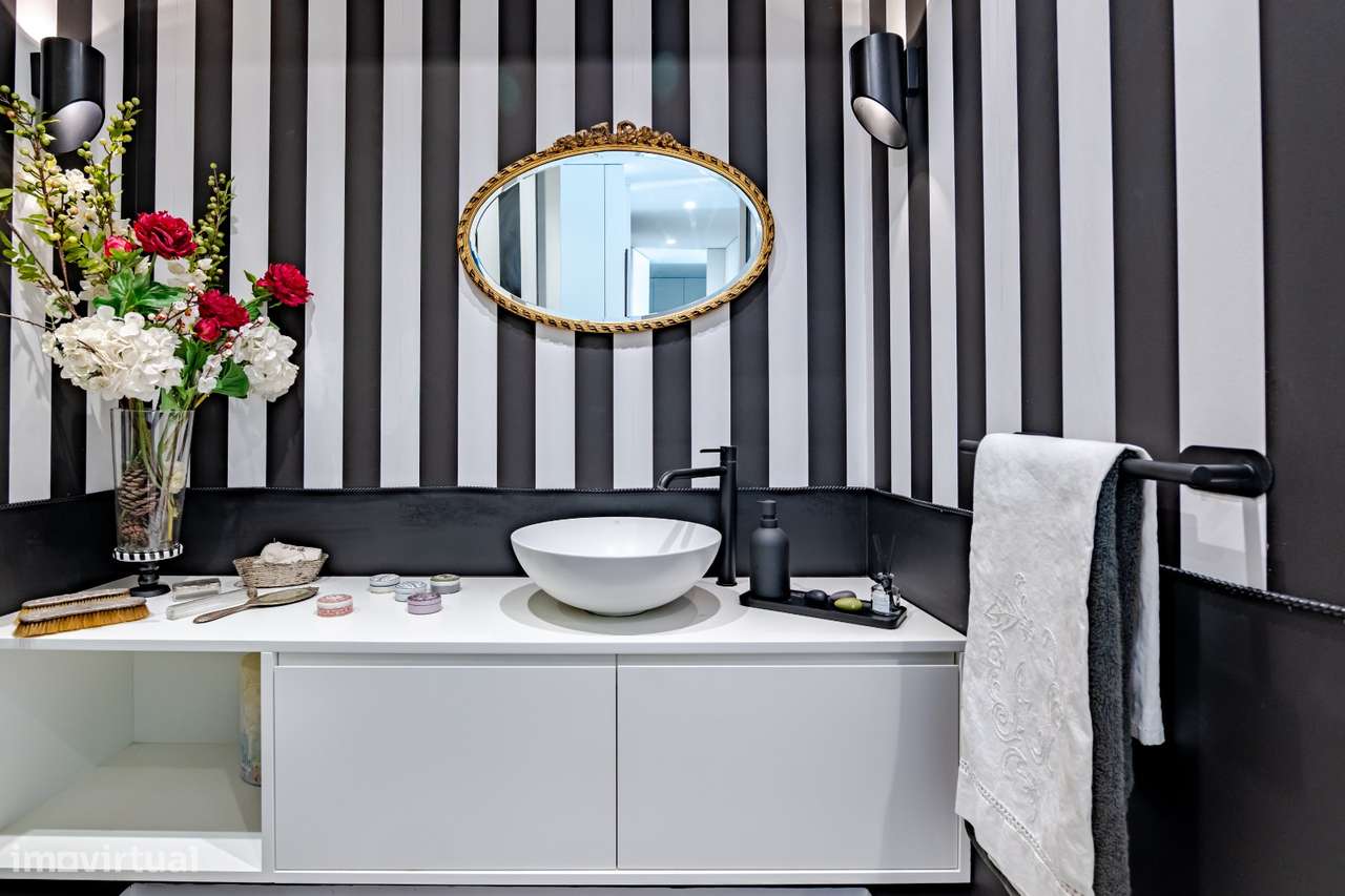 Apartamento T3 com terraço, Porto-17