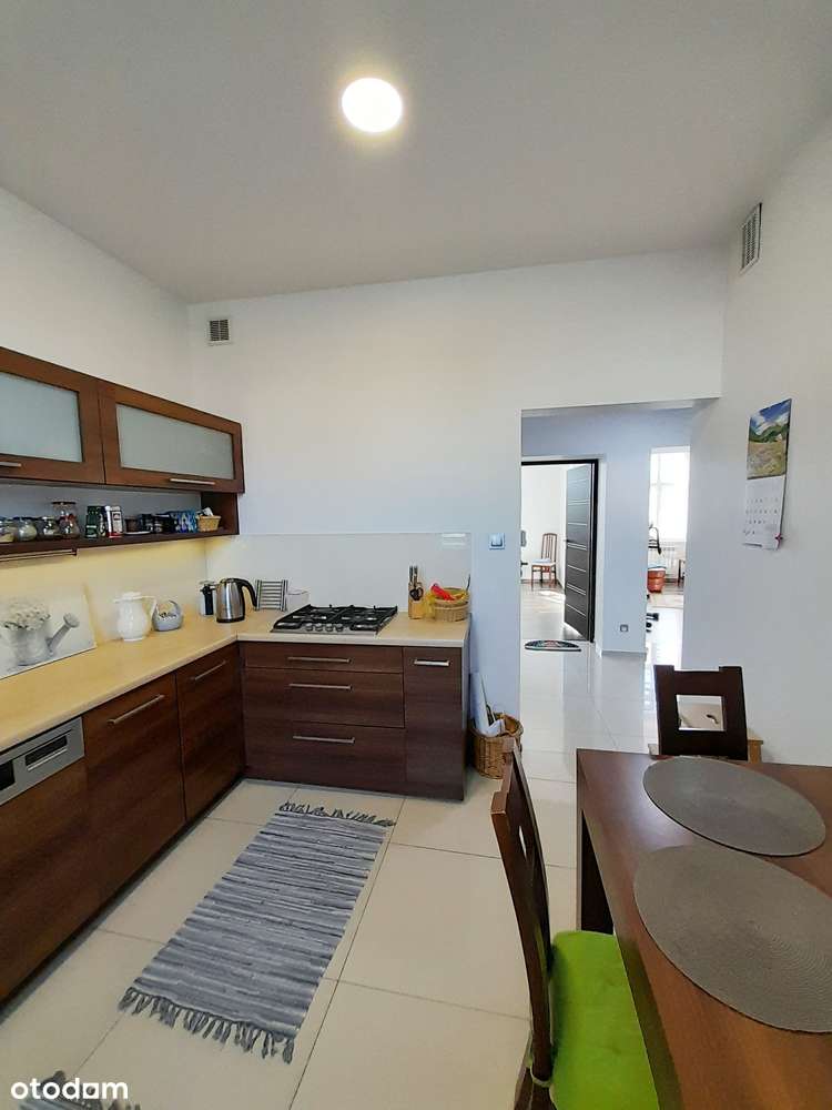 Na sprzedaż  atrakcyjne mieszkanie w pobliżu centrum.-7