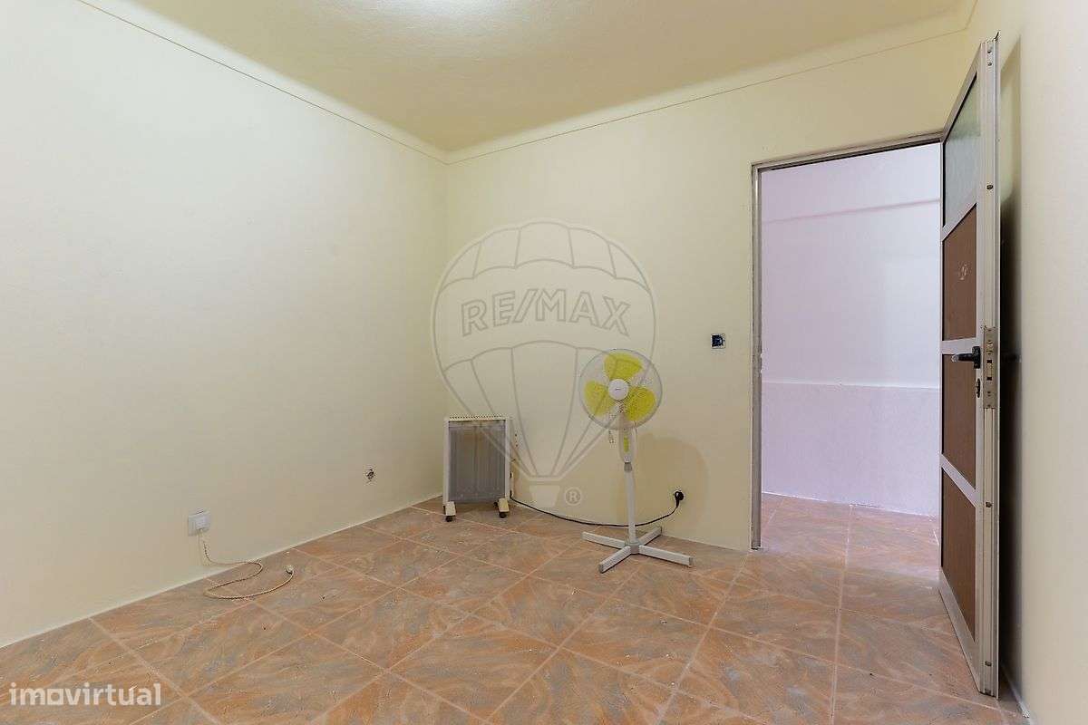 Moradia T2 para venda-22