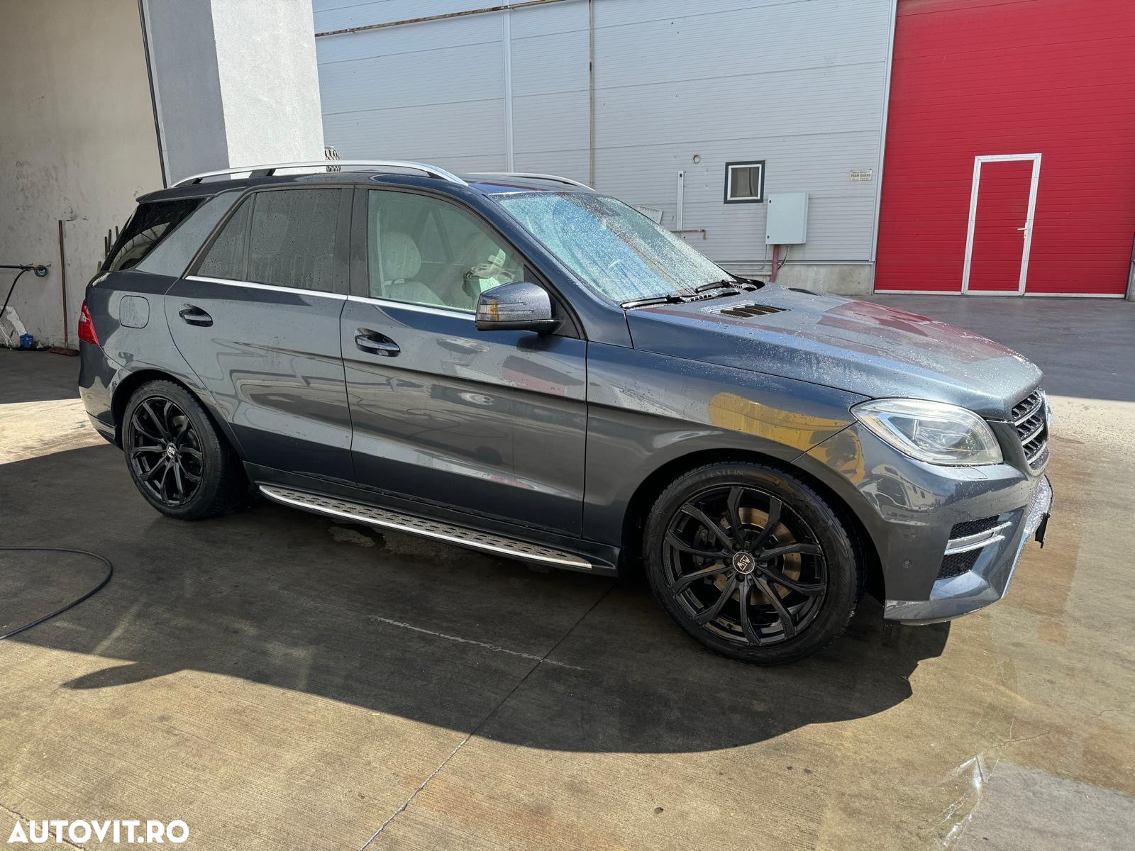 Mercedes-Benz ML 350 BlueTec 4MATIC Aut - 5