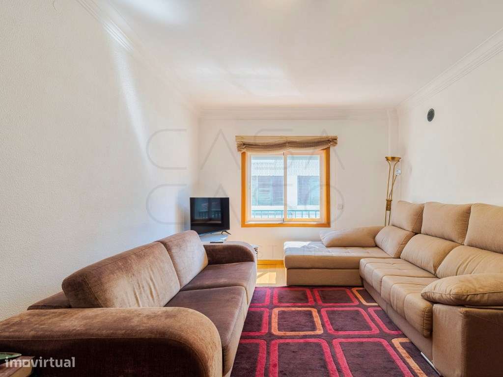 Apartamento com 3 assoalhadas, parqueamento e arrecadação no Bairro...-4