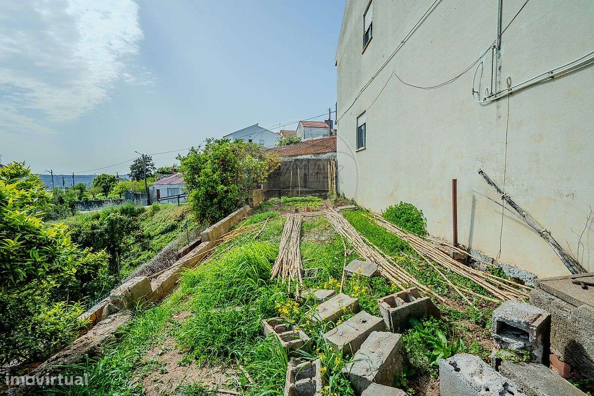 Moradia T2 para venda-19