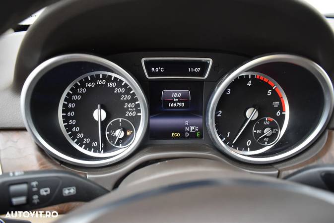 Mercedes-Benz ML 250 BlueTec 4MATIC Aut - 10