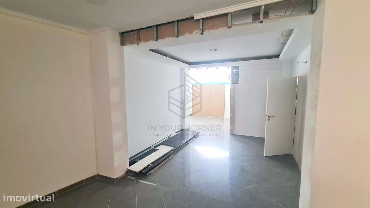 #Amadora #Investimento #Loja #EspaçoComercial #Negócio #Imobiliário #O-11