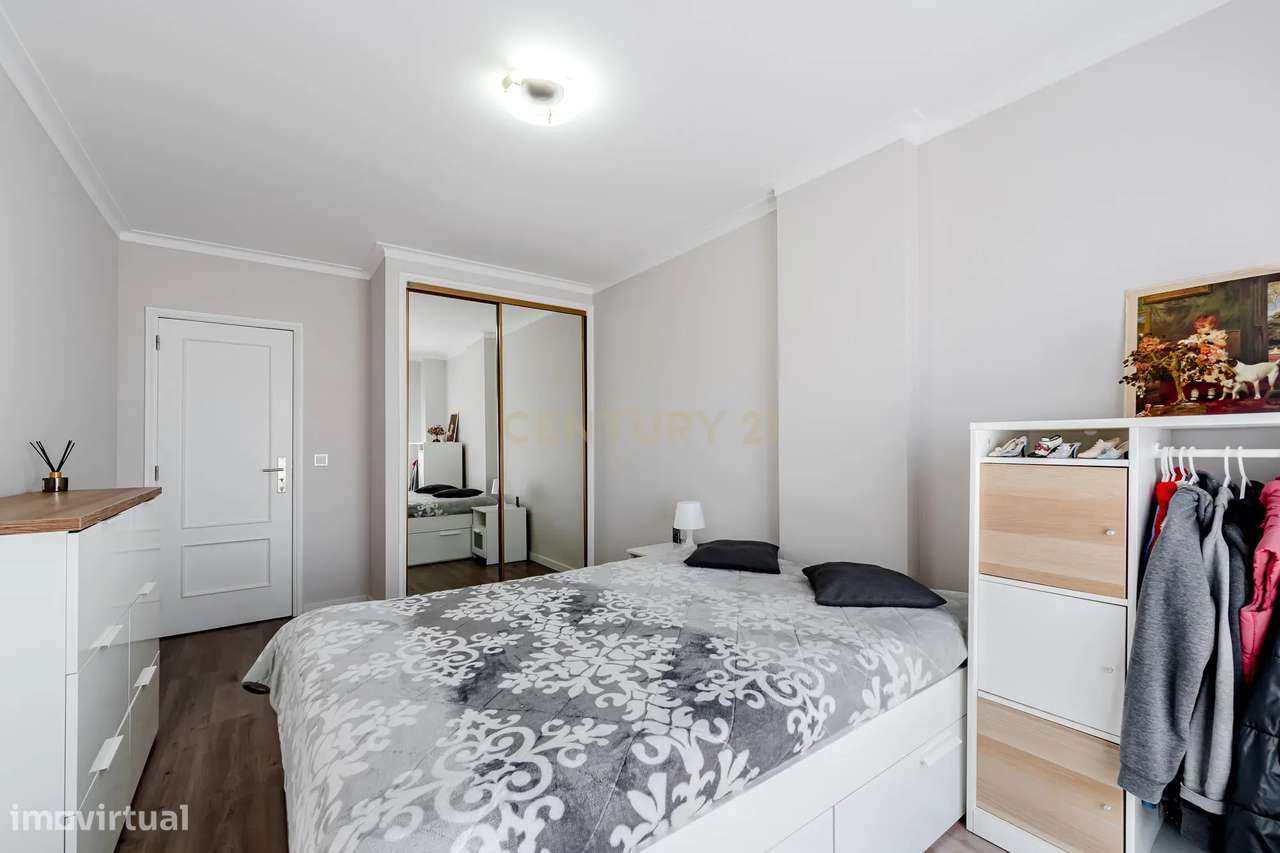 Apartamento T2 em Rio de Mouro, Sintra.-20