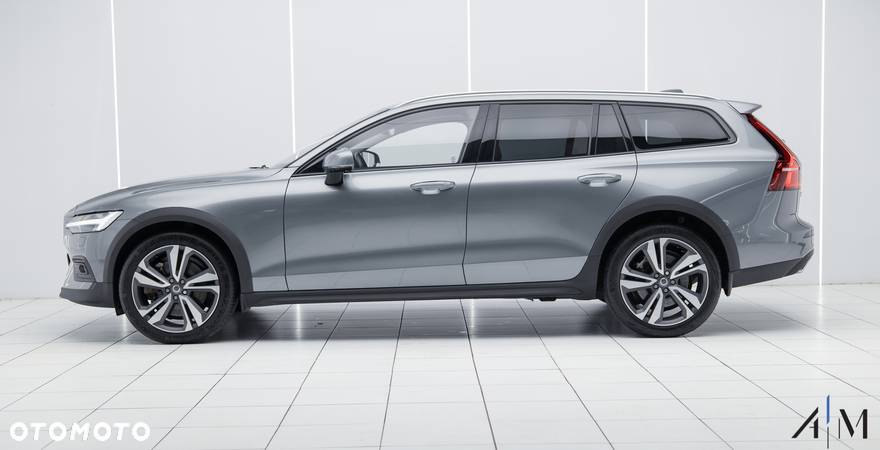 Volvo V60 Cross Country B4 D AWD Geartronic - 7