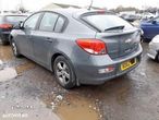 Dezmembrez Chevrolet Cruze 1.6 benzina an 2011 - 1