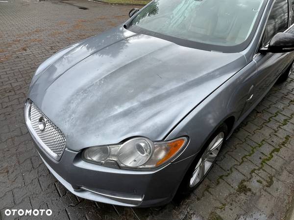 Jaguar XF 3.0 V6 D Luxury - 4