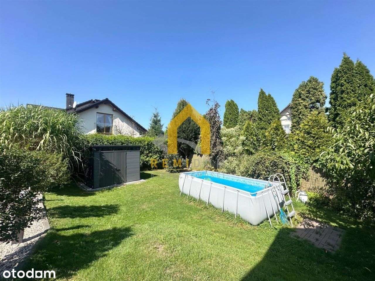 Dom Na Sprzedaż w świetnej lokalizacji- Żwaków-5