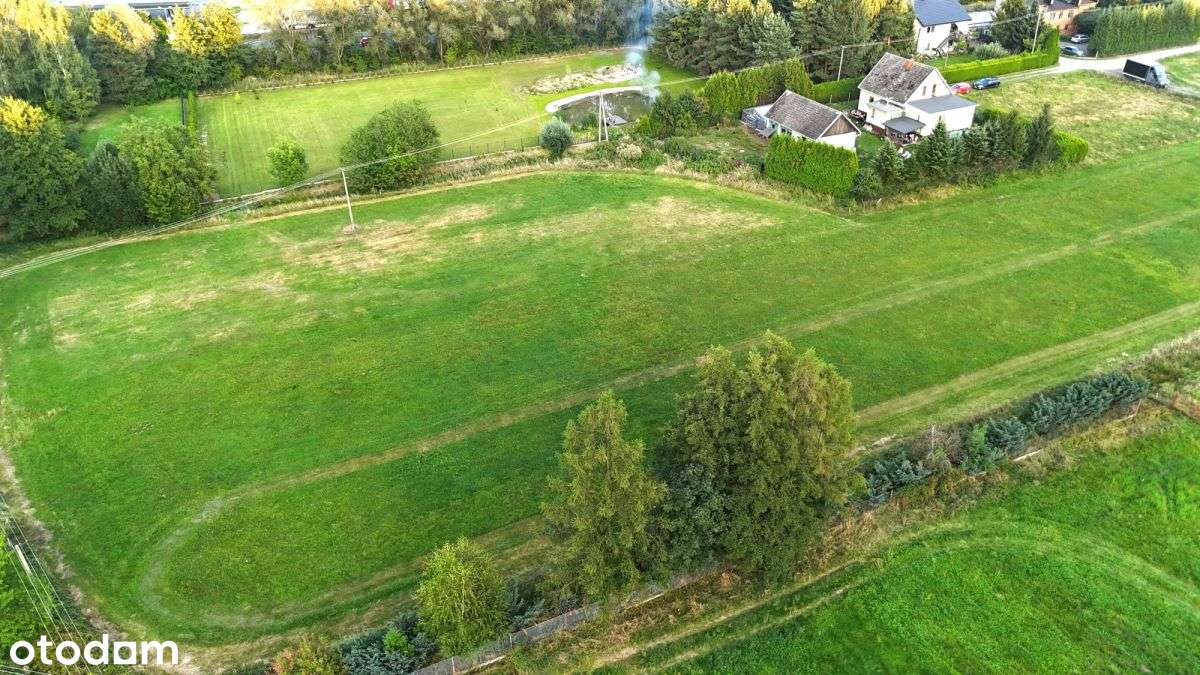 Na sprzedaż  duża działka budowlana-1