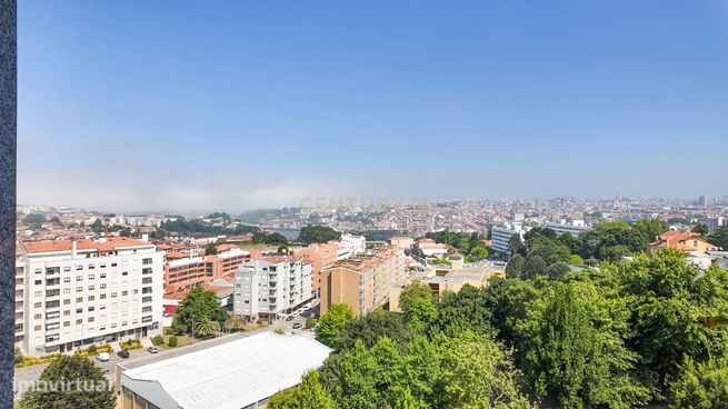 Apartamento T1+1  com garagem no centro de Vila Nova de Gaia-11