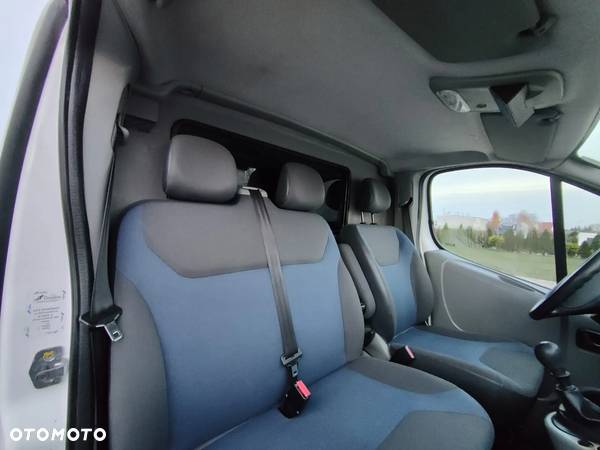 Renault Trafic - 12