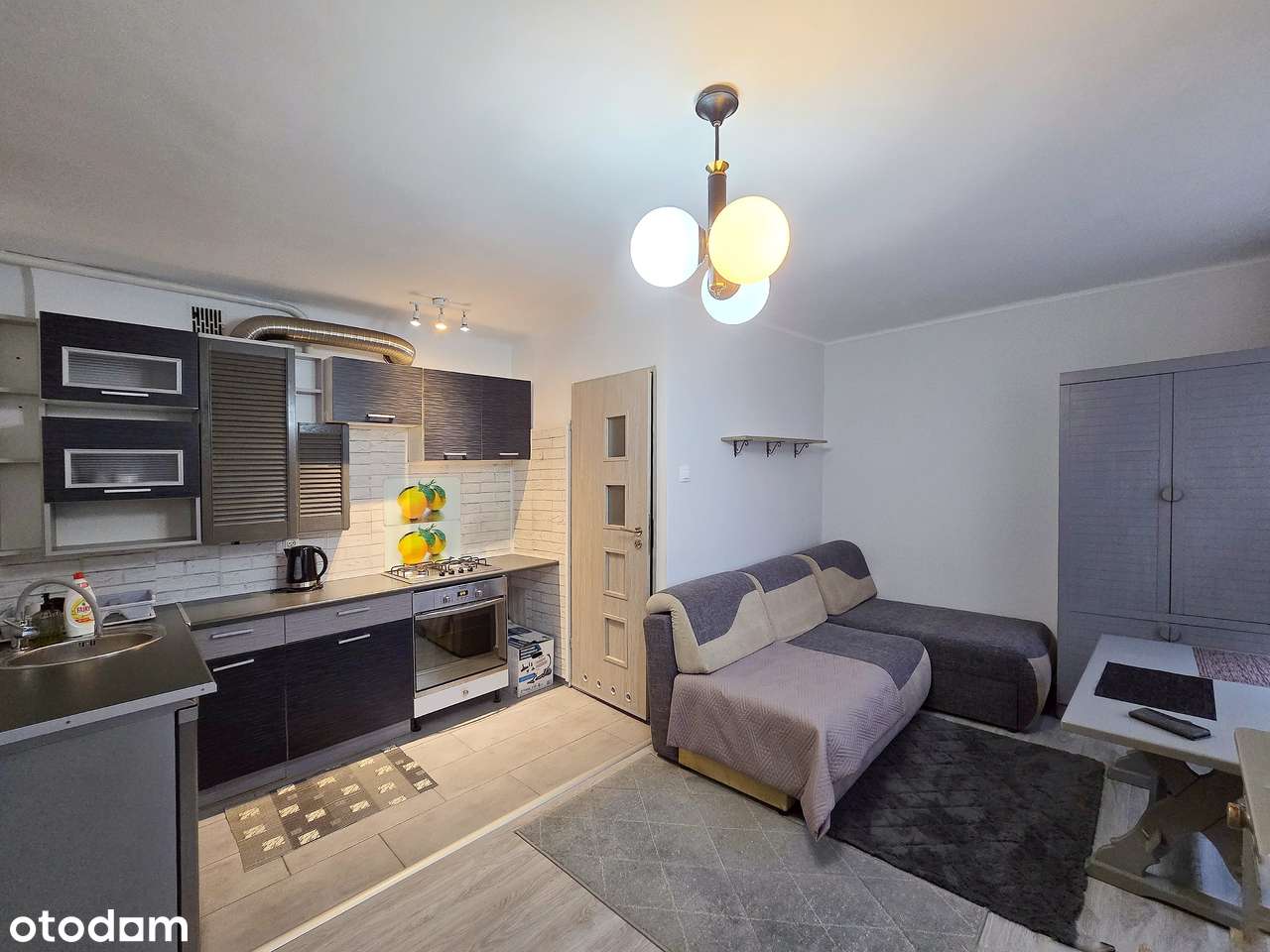 Koszutka, Umeblowana kawalerka w top lokalizacji - Pełny obrazek: 3/8