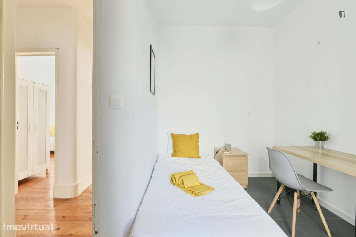 Quarto - localizado em Penha de França Lisbon - Grande imagem: 4/17