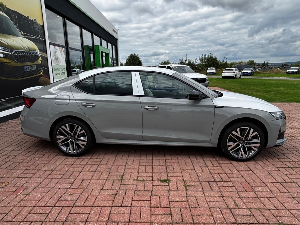 SKODA OCTAVIA Octavia Sportline 1,5 TSI m-HEV 150 KM 7-biegowa DSG