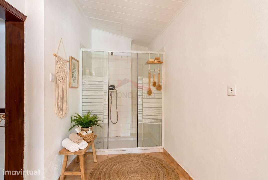 Apartamento em zona histórica de Lisboa-18