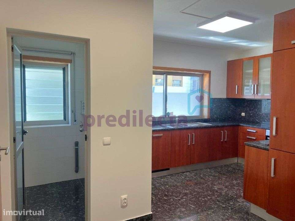 REF4118 - T3 Terraço - Asprela/ H. S. João, Porto - Grande imagem: 2/30