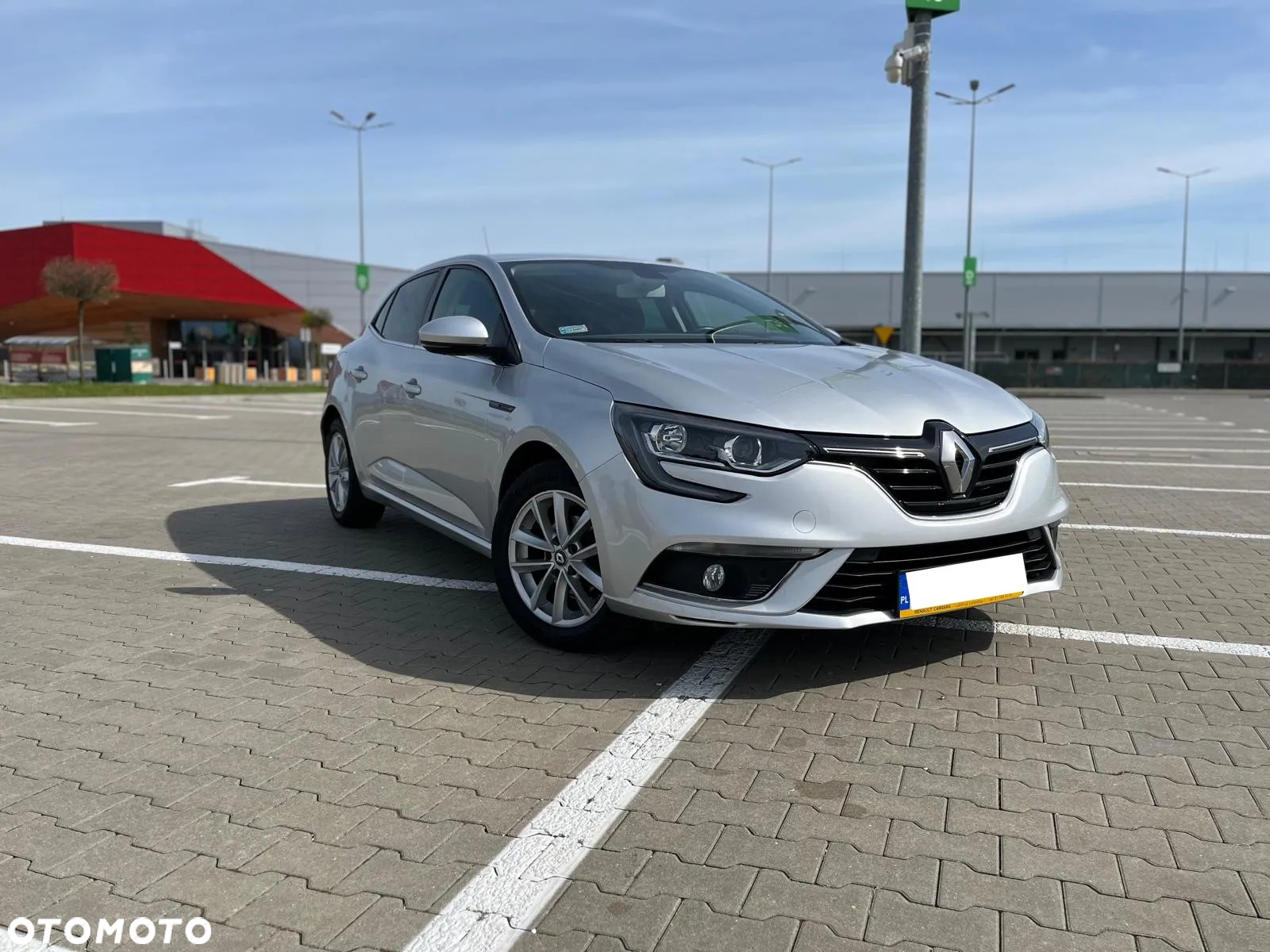 Renault Megane 1.6 SCe Intens - 2
