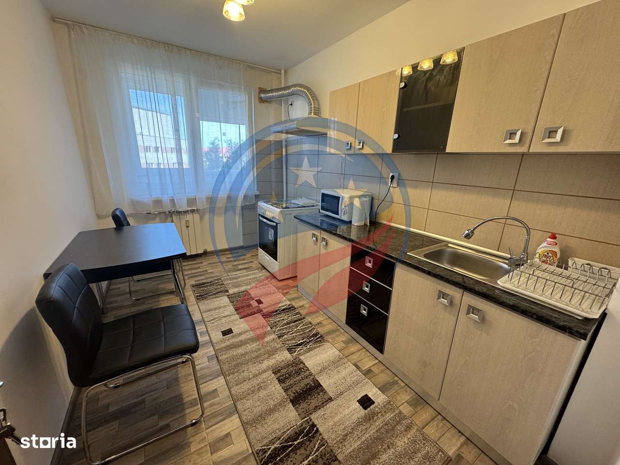 Apartament decomandat, ultracentral – etaj 2, mobilat și utilat comple - Imagine principală: 1/14