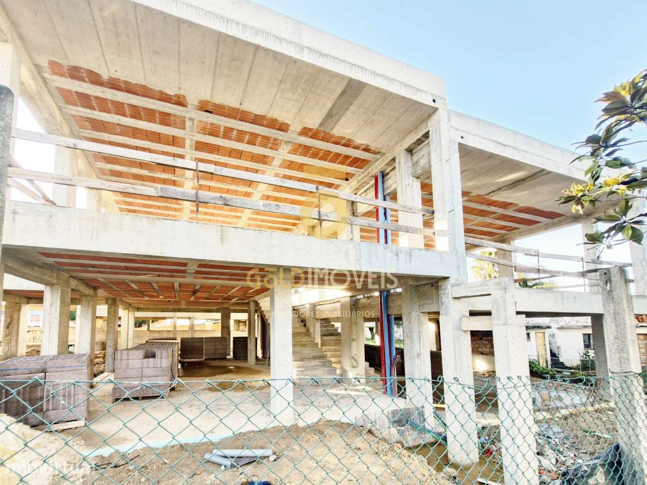 Moradia Geminada T3 Venda em Paços de Brandão,Santa Maria da Feira - Grande imagem: 2/15