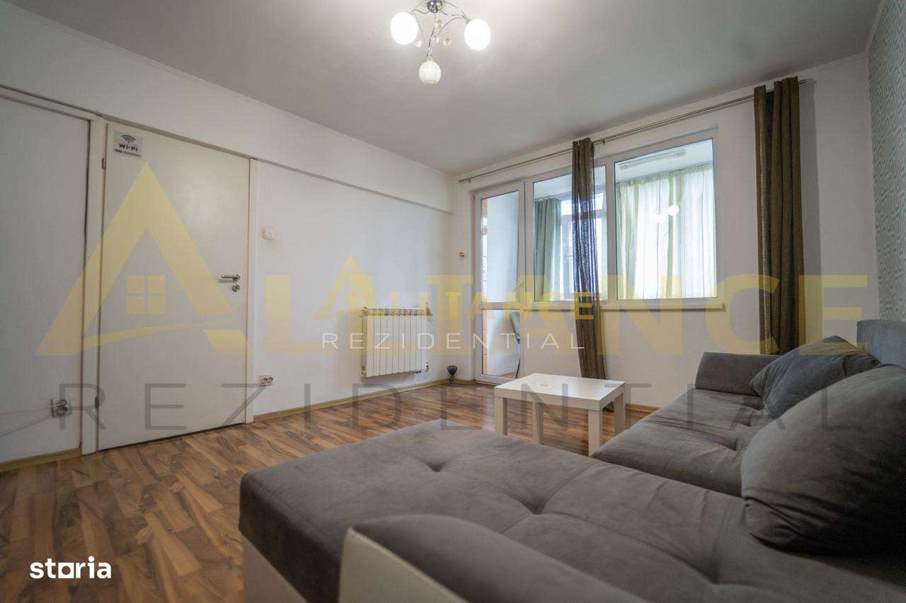 Piata Sudului 3 camera NECESITA RENOVARE