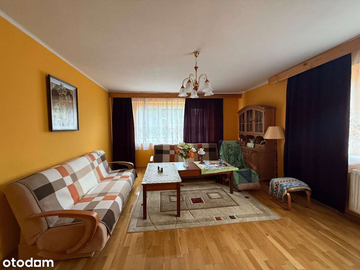 Dom w spokojnej okolicy - ZAMYSŁÓW-5