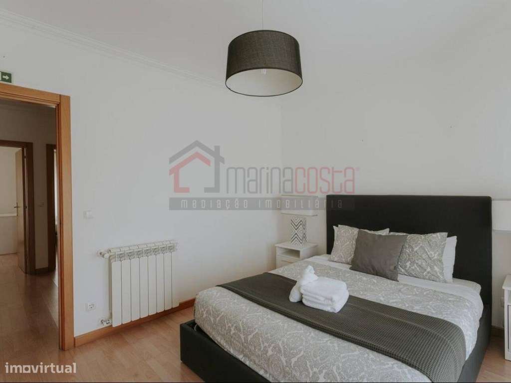 Moradia T3 com Garagem e Logradouro na Atouguia da Baleia-11