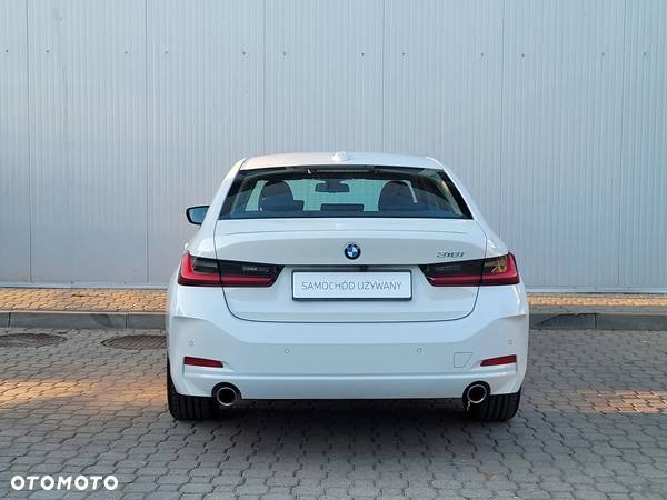 BMW Seria 3 318i Sport - 4