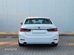 BMW Seria 3 318i Sport - 4