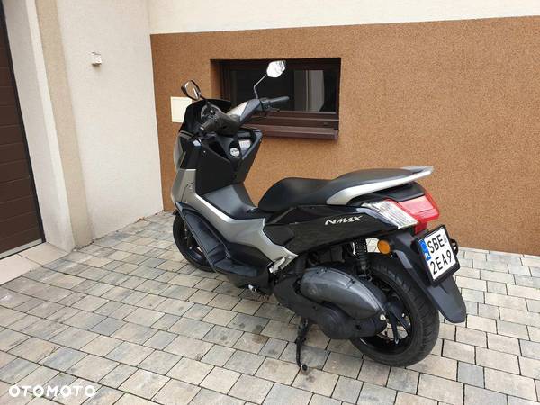 Yamaha NMAX - 3