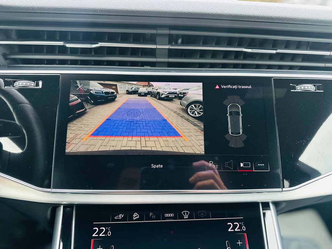 Audi Q8 3.0 55 TFSI e quattro Tiptronic - 21