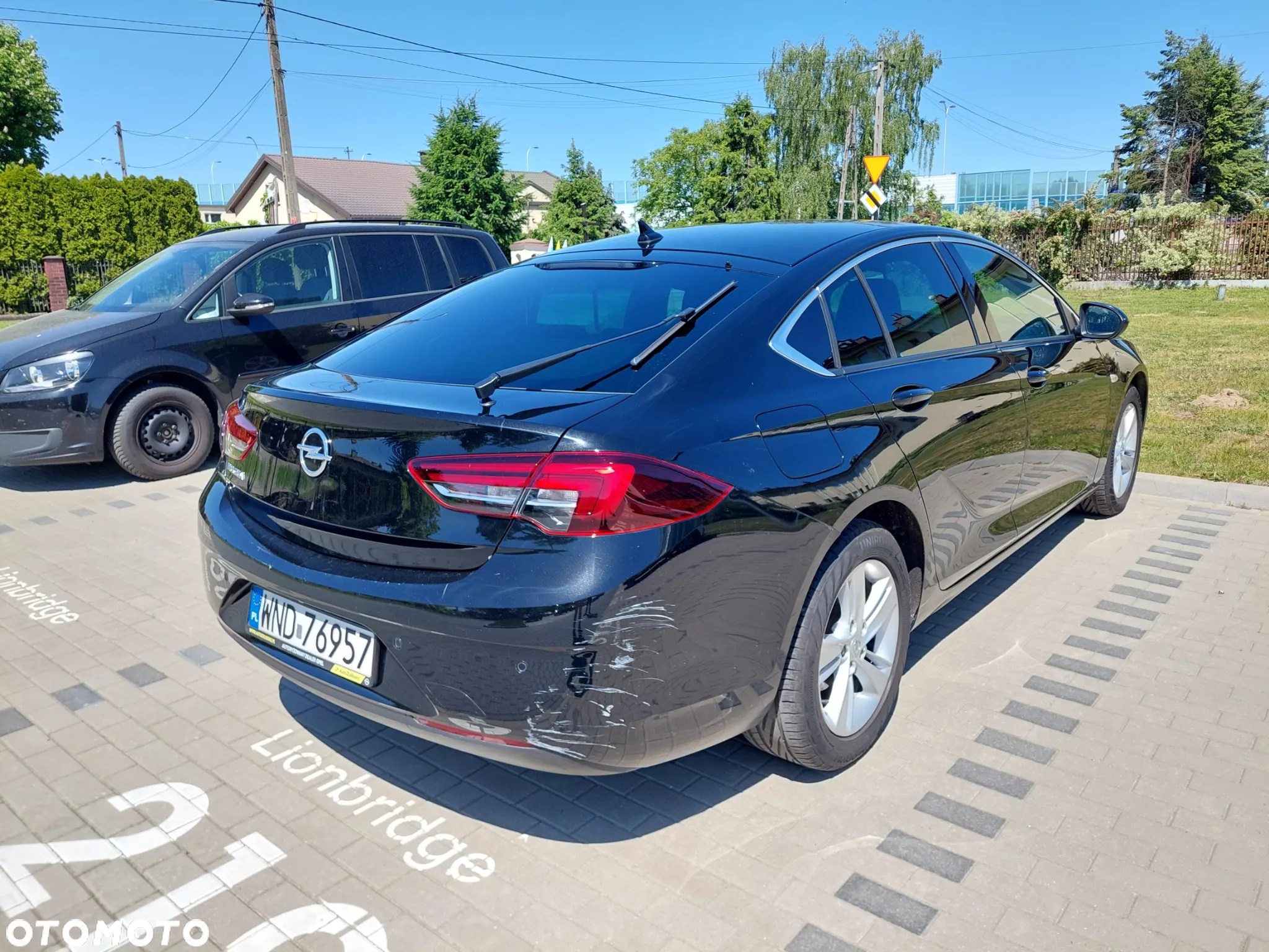 Opel Insignia - 8