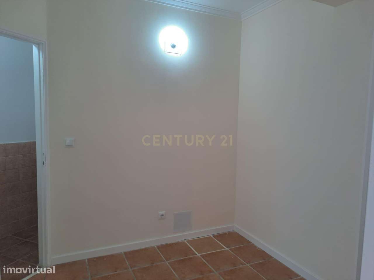 Apartamento T2 - Tapada das Merçês-5