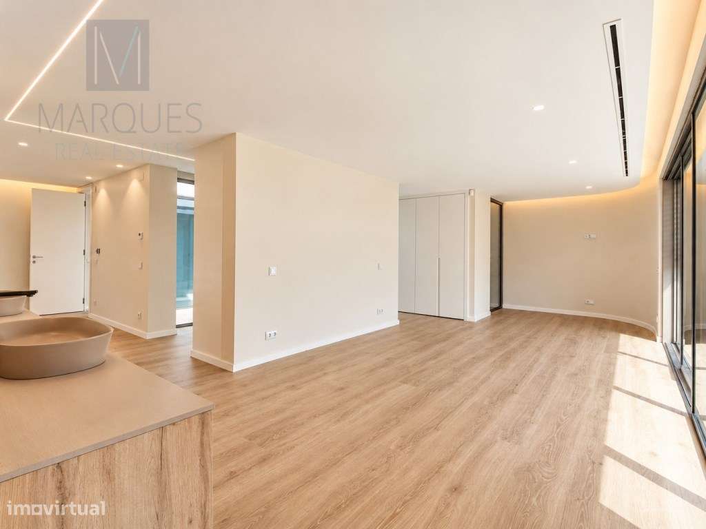 Moradia T5 de Luxo com Piscina Infinita | Verdizela-27
