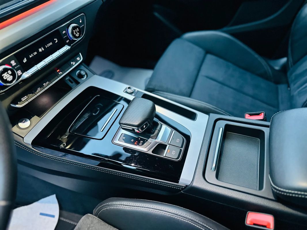 Audi Q5 55 TFSIe Sportback quattro S tronic S line - 19